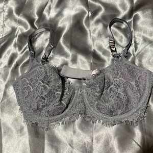 Victoria’s Secret Grey Lacy bra. Size 32D
